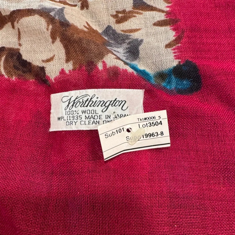 Worthington vintage 100%   wool scarf